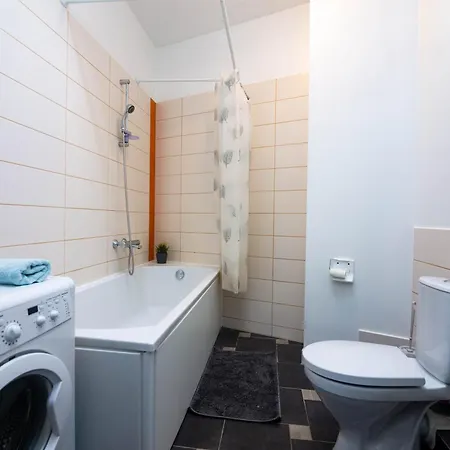 Charming 3-bedroom Center Flat